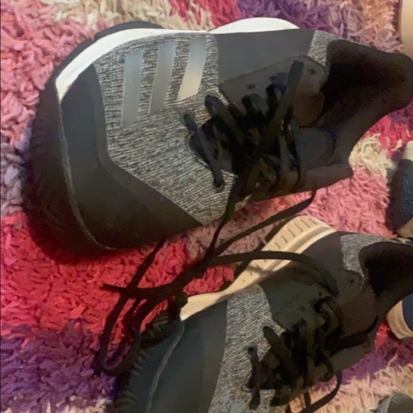 volleyball shoes - Picture 1 of 1